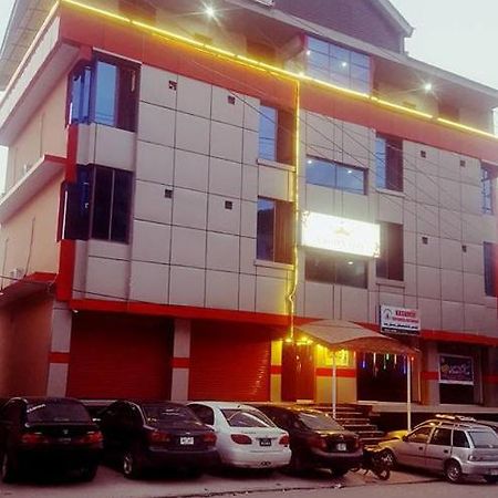 Hotel Crown City Muzaffarabad Ngoại thất bức ảnh